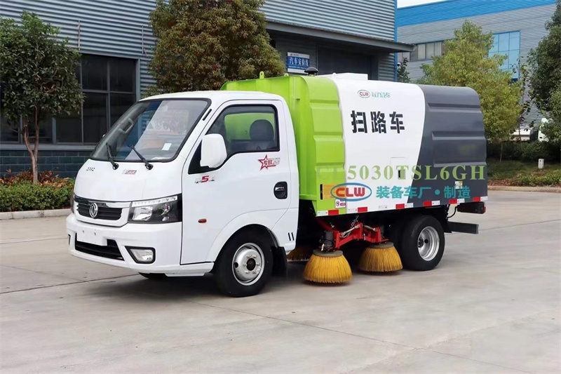 東風(fēng)途逸柳汽122馬力掃路車(chē)