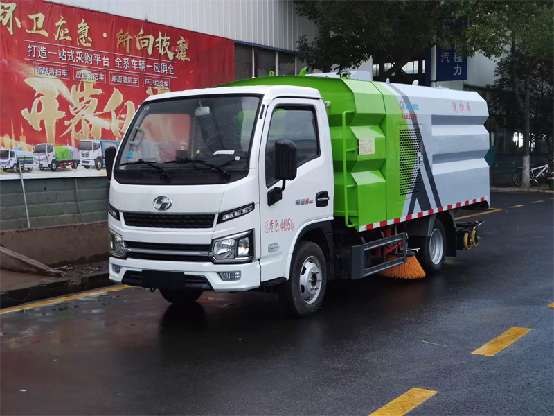 藍(lán)牌程力3.5方躍進(jìn)洗掃車(chē)